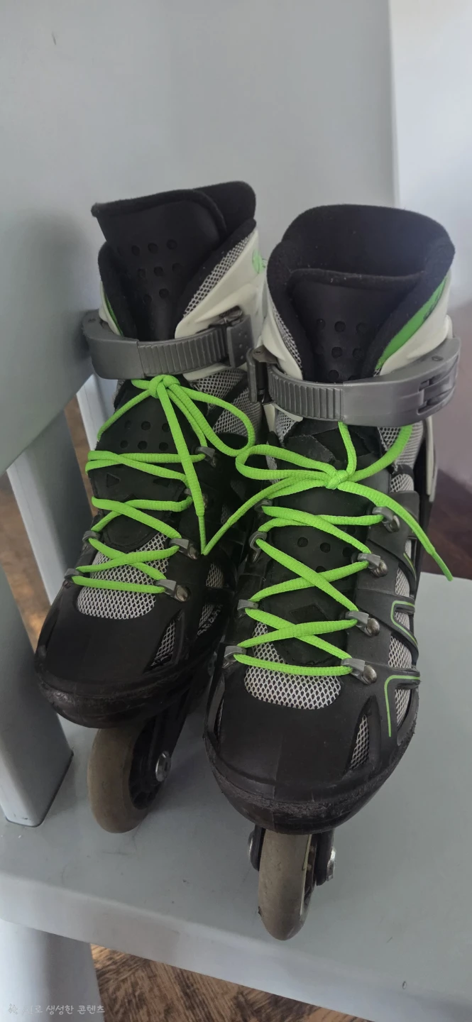 Rollerblades size 1-4