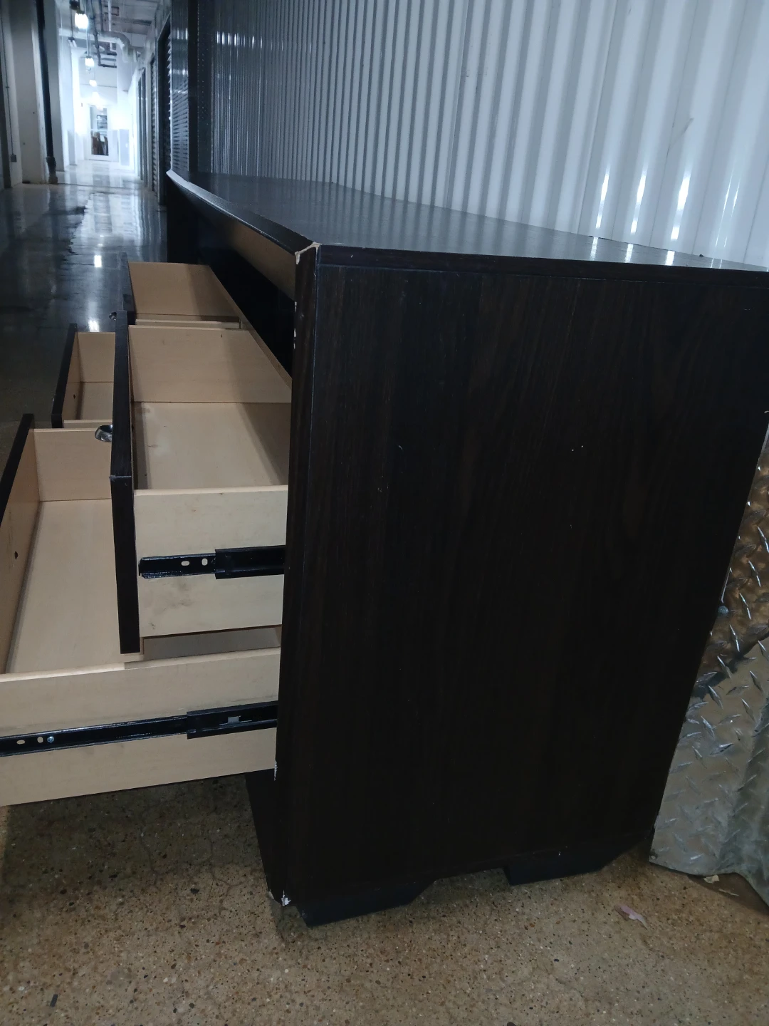 Short dresser or tv stand - photo 4