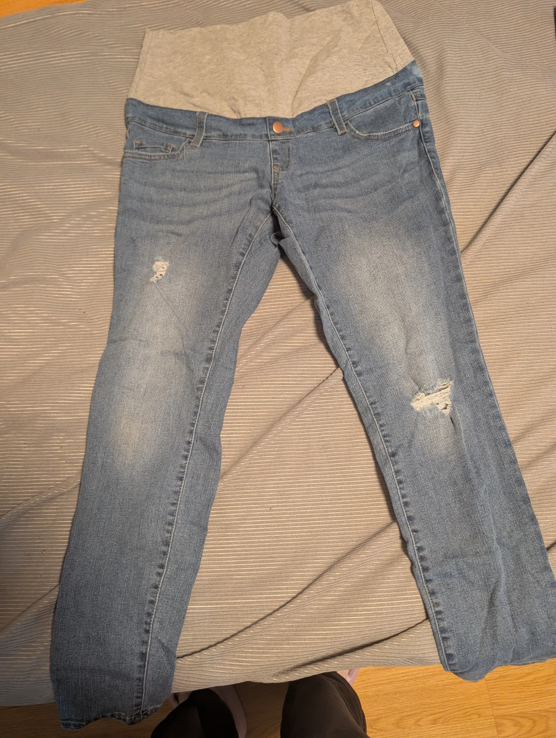 Maternity Jeans - photo 2
