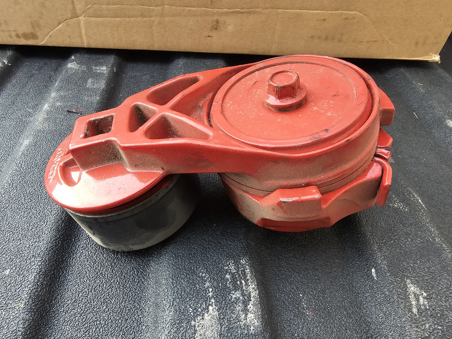 Cummins b6.7 Auto Tensioner Pulley