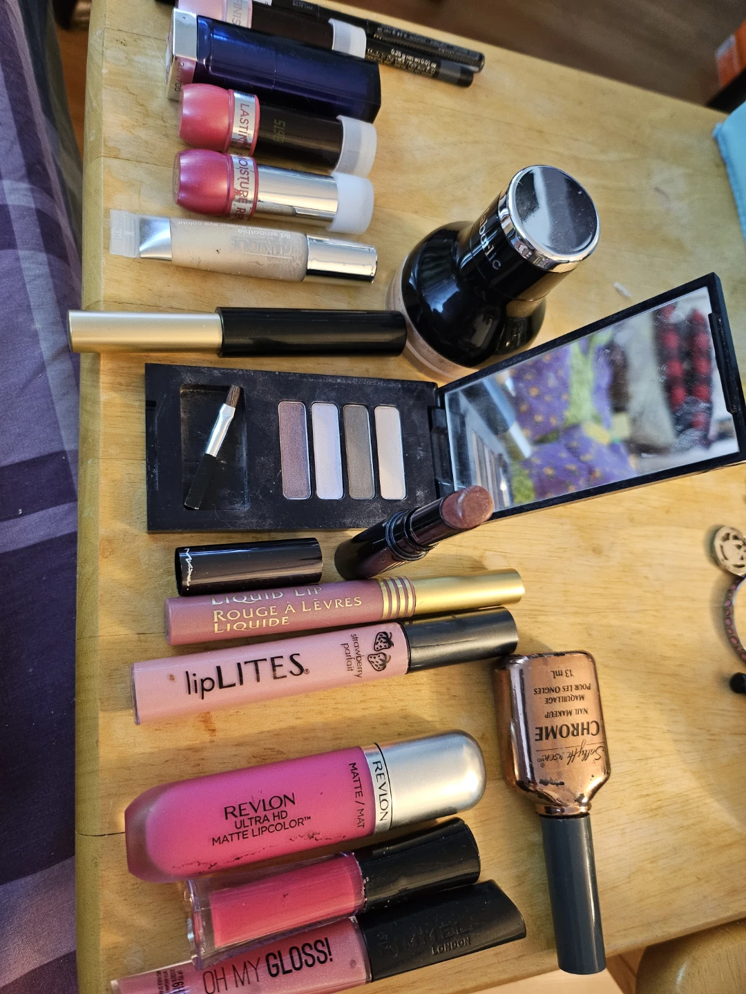 15$ Assorted Makeup Lot - Maybelline, Revlon, Rimmel
