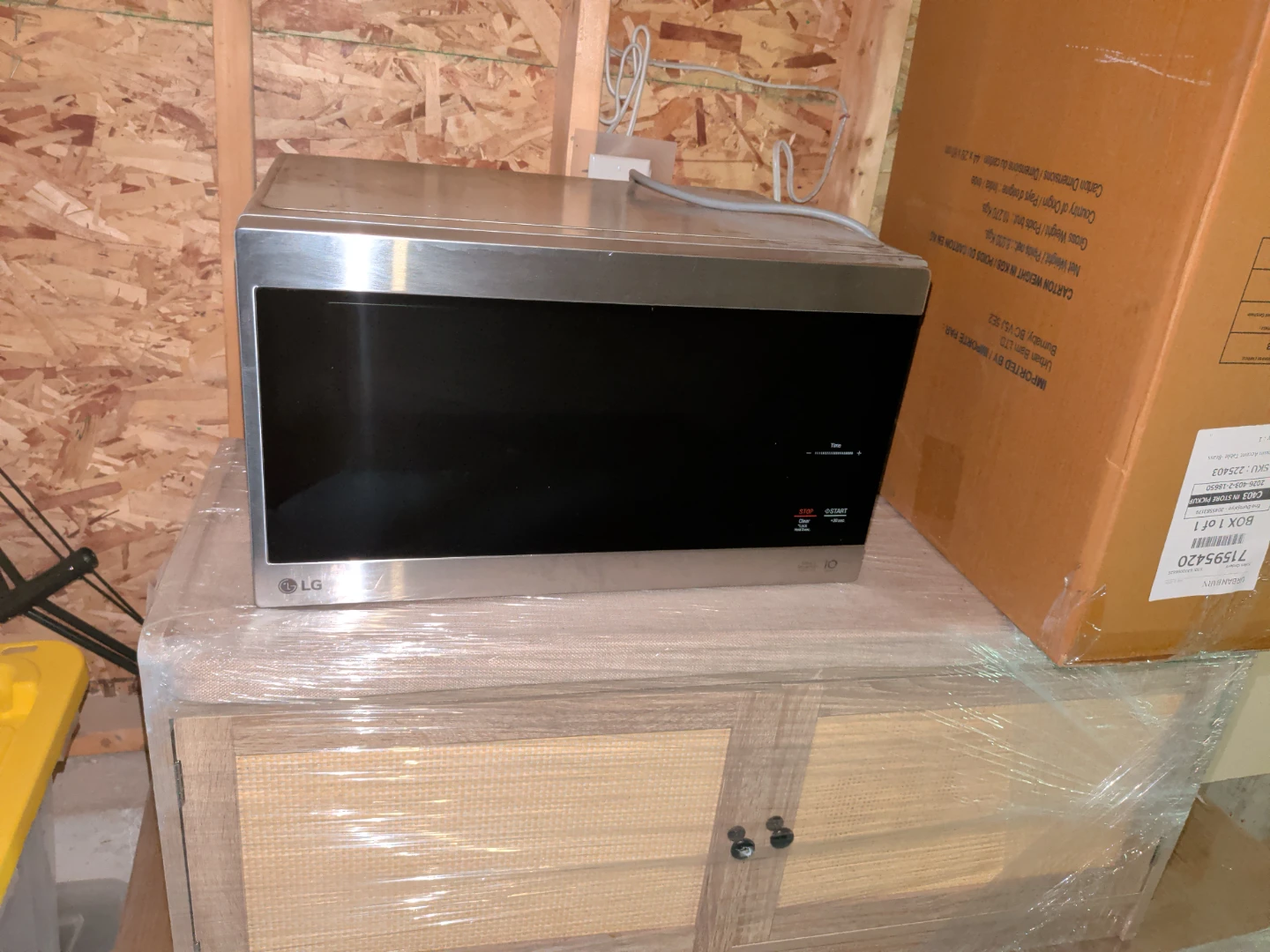 LG Stainless Steel Microwave - photo 2