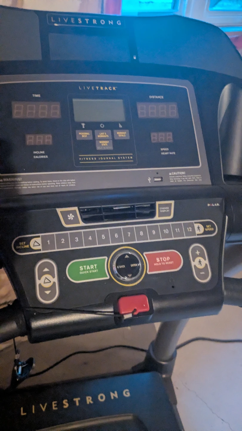 Livestrong Treadmill LS 13.0 T 3.0 HP Motor - photo 2