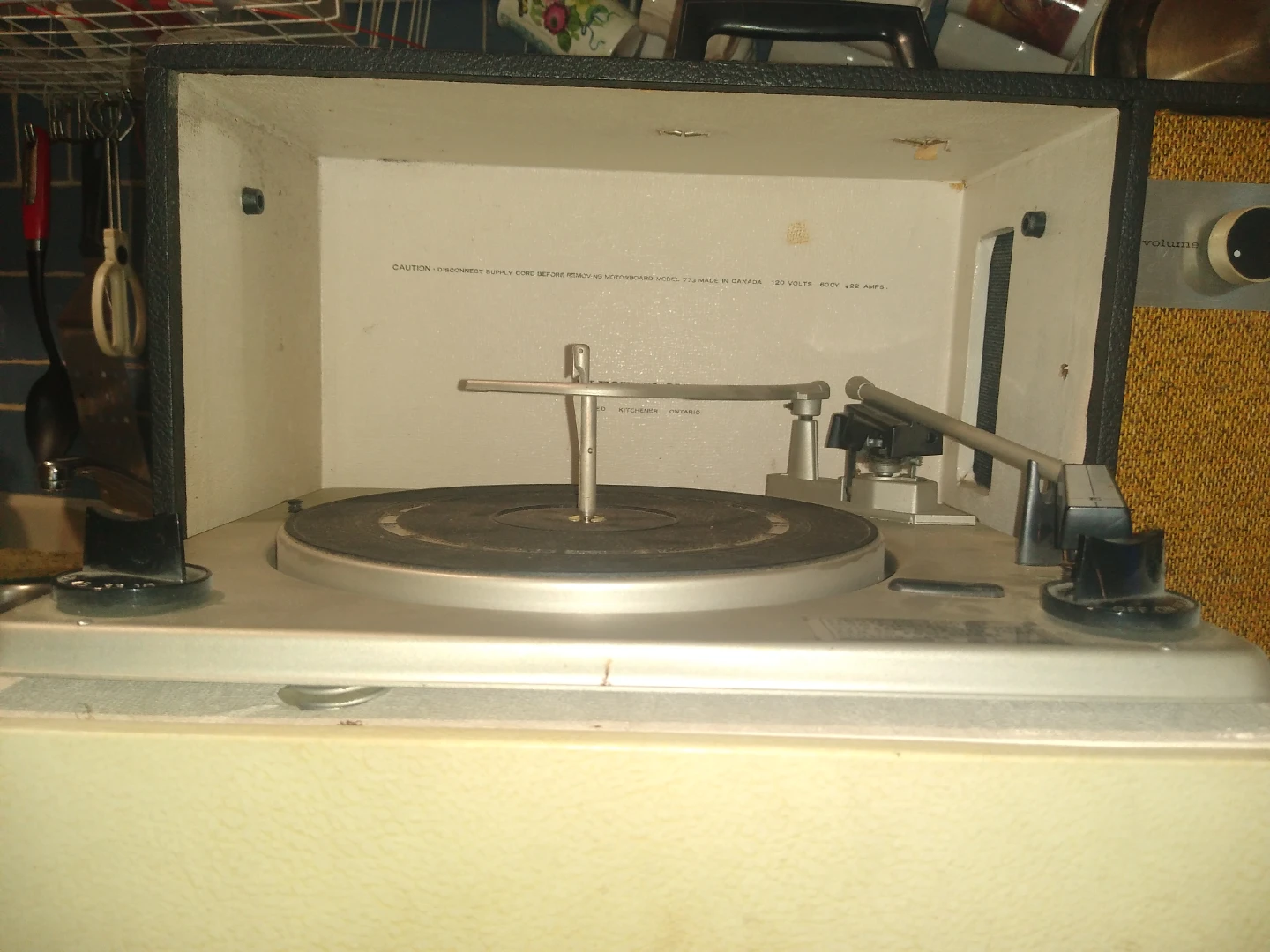 Electra home vintage turntable phonograph - photo 2