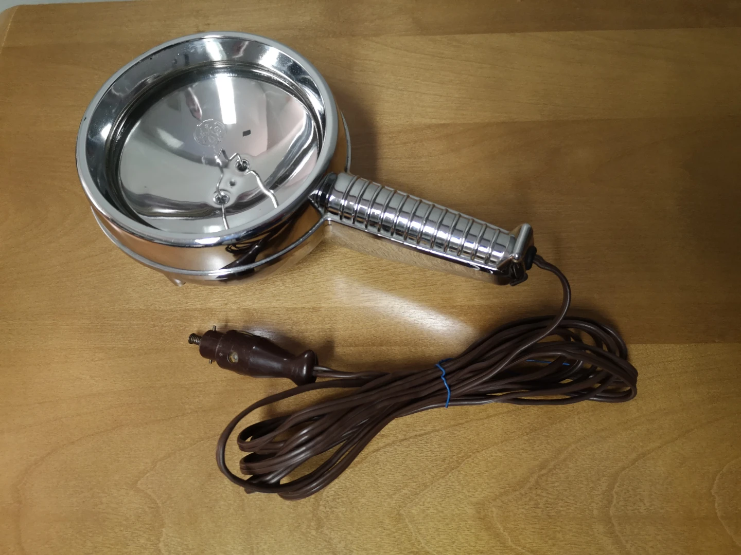 Spotlight ~ Vintage Vehicle Car Truck Parts RV Motorhome Camp