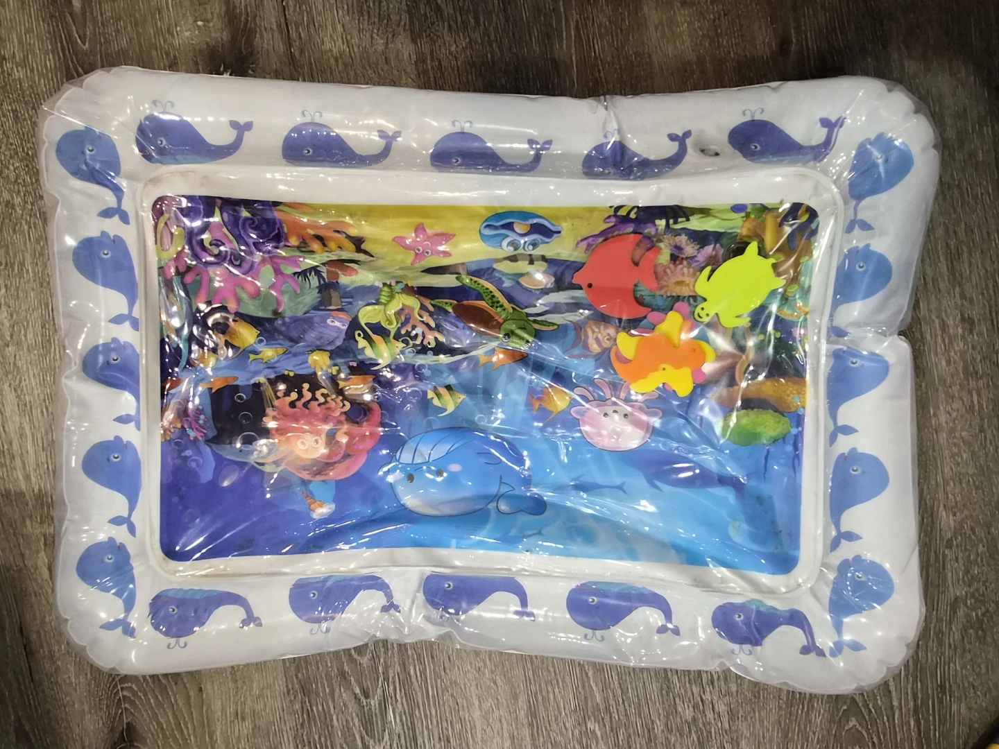 Tummy time water mat