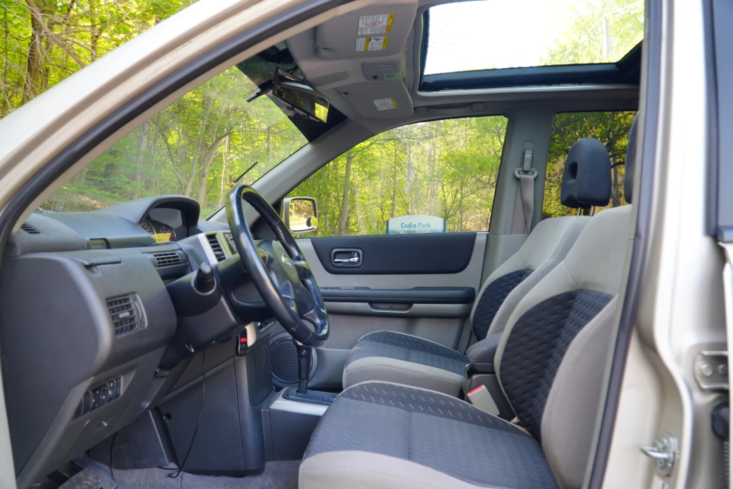 2005 Nissan X-Trail SUV - photo 4