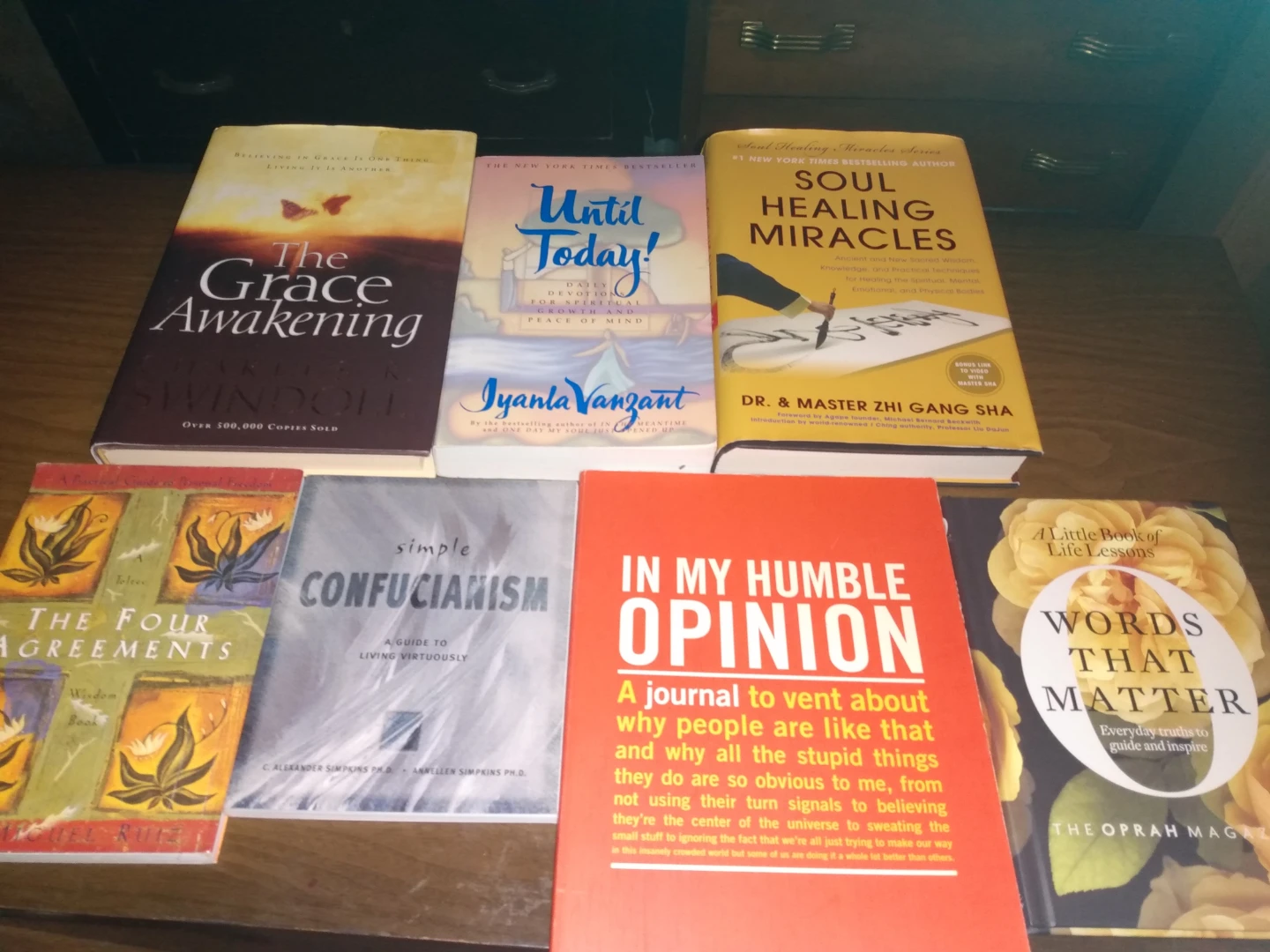 Asst books , paperbacks, hardcovers, dictionaries see pics