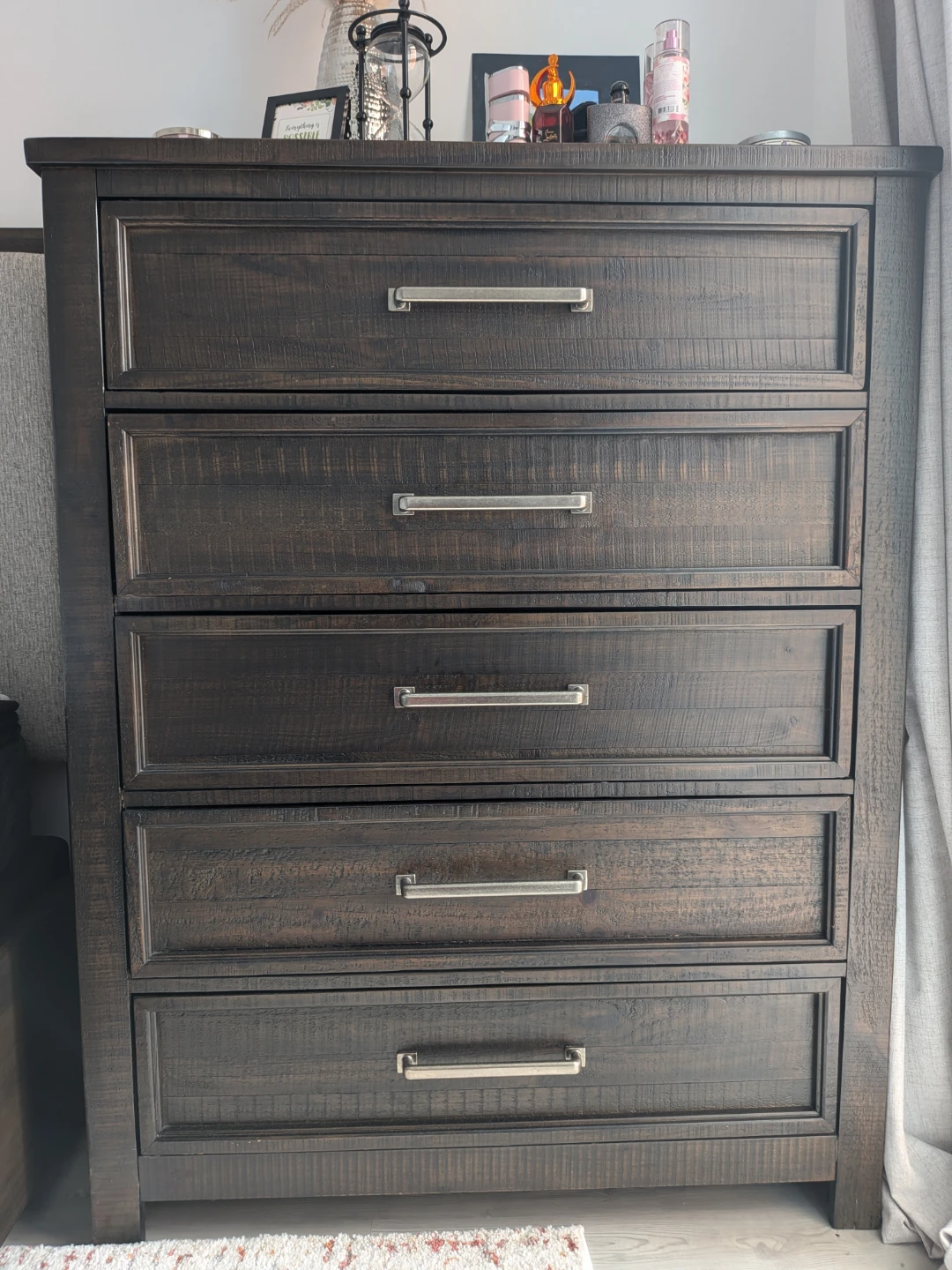 Dark Wood 5-Drawer Chest