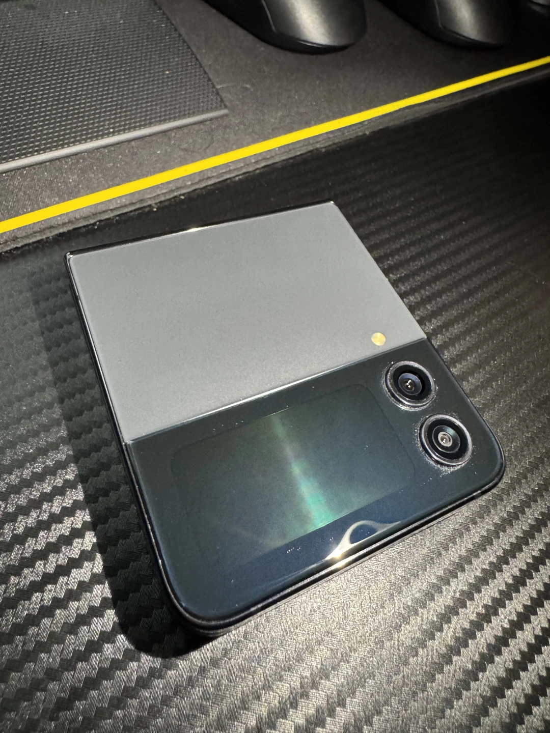 Samsung Z Flip 4 & Galaxy Watch 4 - photo 5
