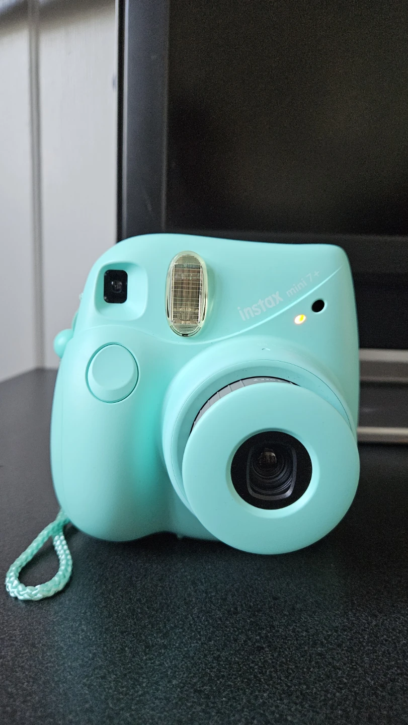 Fujifilm Instax Mini 7 Plus Camera + 2 New film packs - photo 3