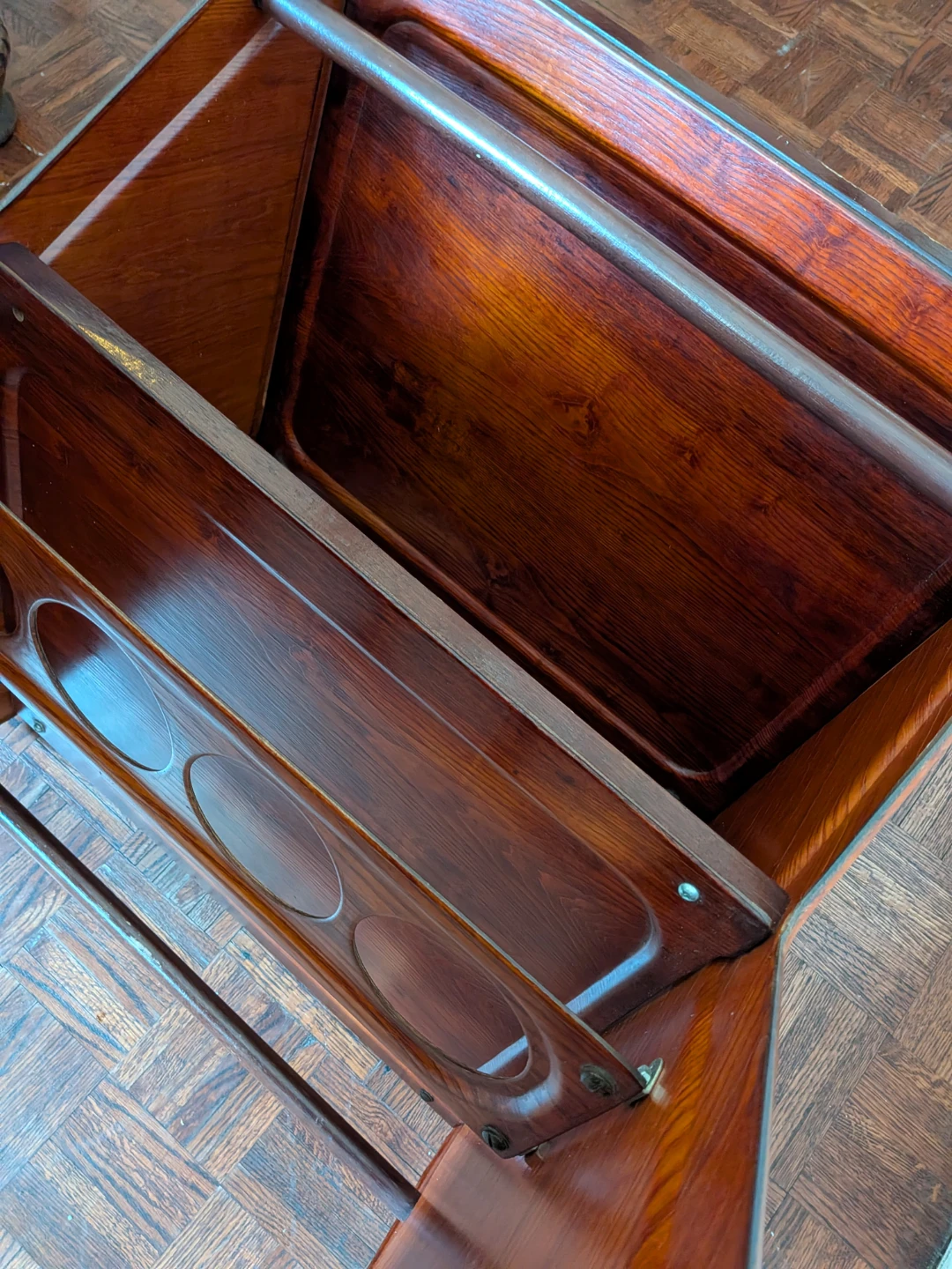 Vintage Mid-century modern teak bar cart. - photo 5