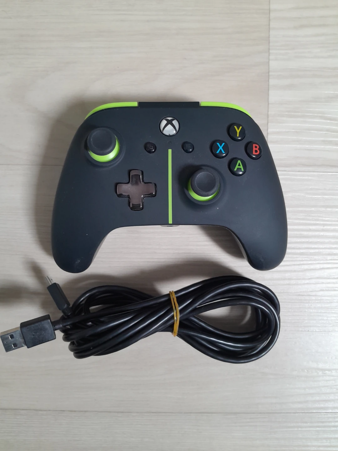 PowerA XB1 Enhanced Wired Controller for Xbox One & Series X - photo 3