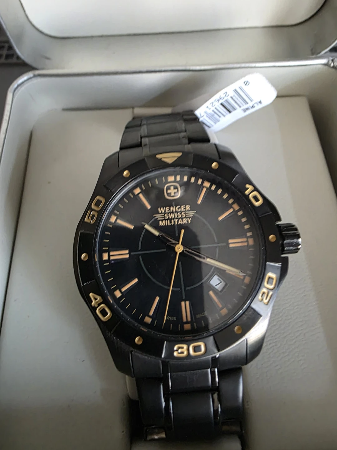 New Wenger Swiss Military Men's Black PVD Swiss Quartz Date 44mm - photo 2