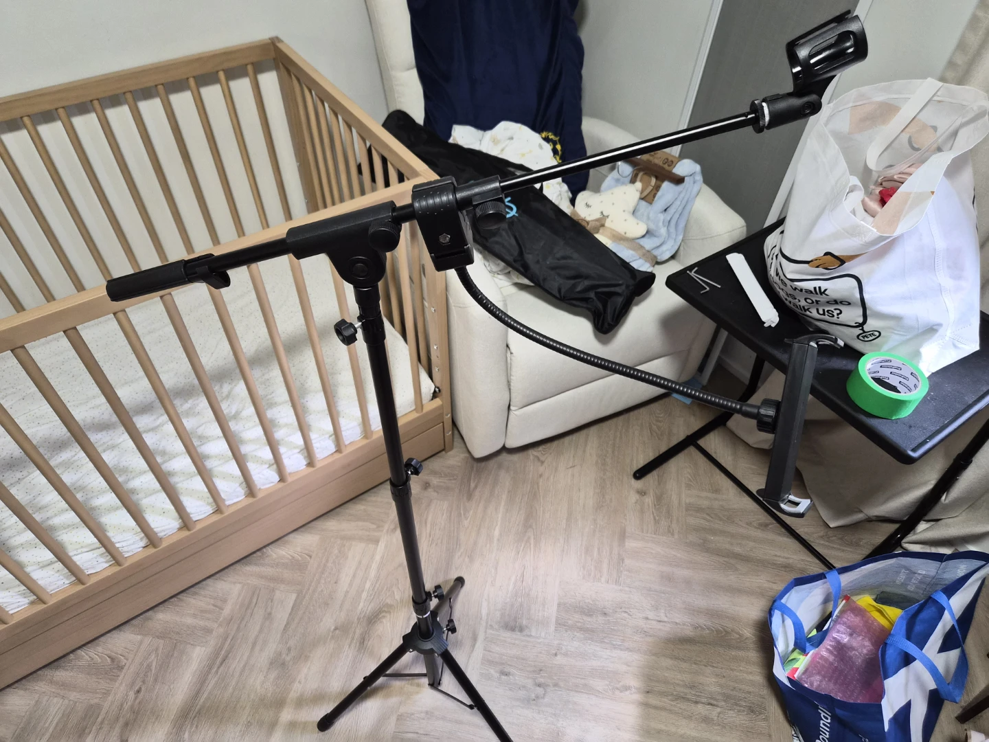 Guittto Microphone Stand - photo 2