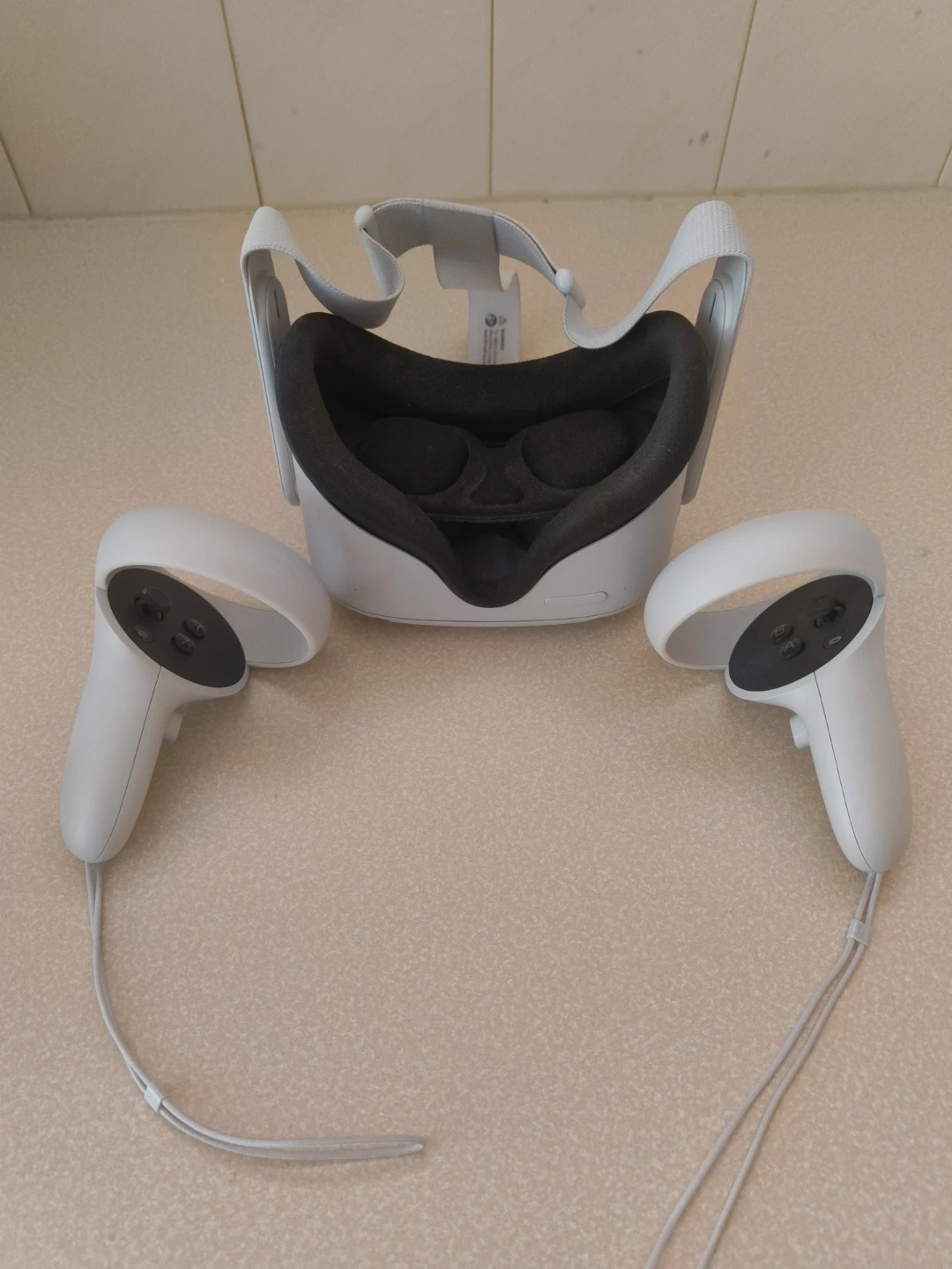 Meta Quest 1 VR Headset with Controllers
