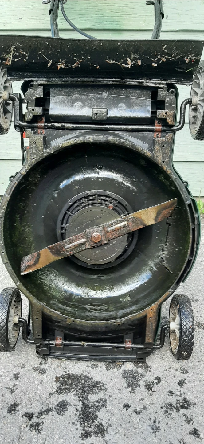 Black & Decker 18" Electric Mulching Mower - photo 4
