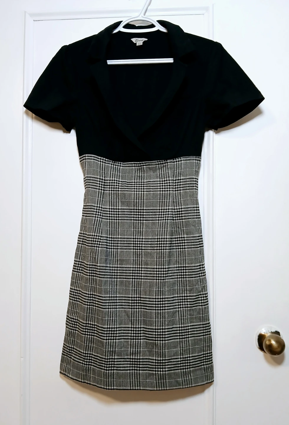 Women Medium Guess Plaid Short Sleeve Dress