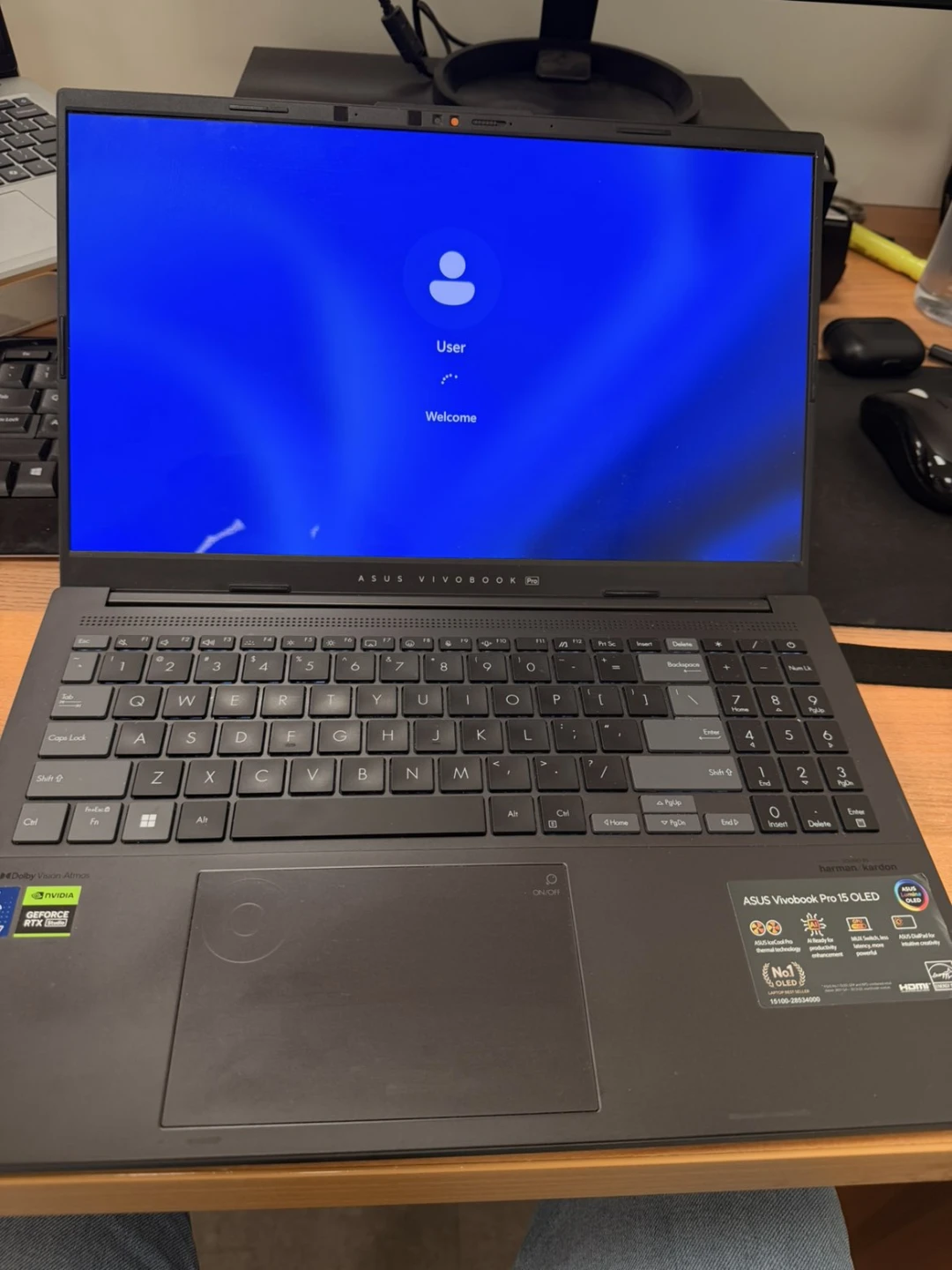 ASUS Vivibook Pro 15 OLED - Core Ultra 7, RYX 4060, 40GB RAM - photo 4