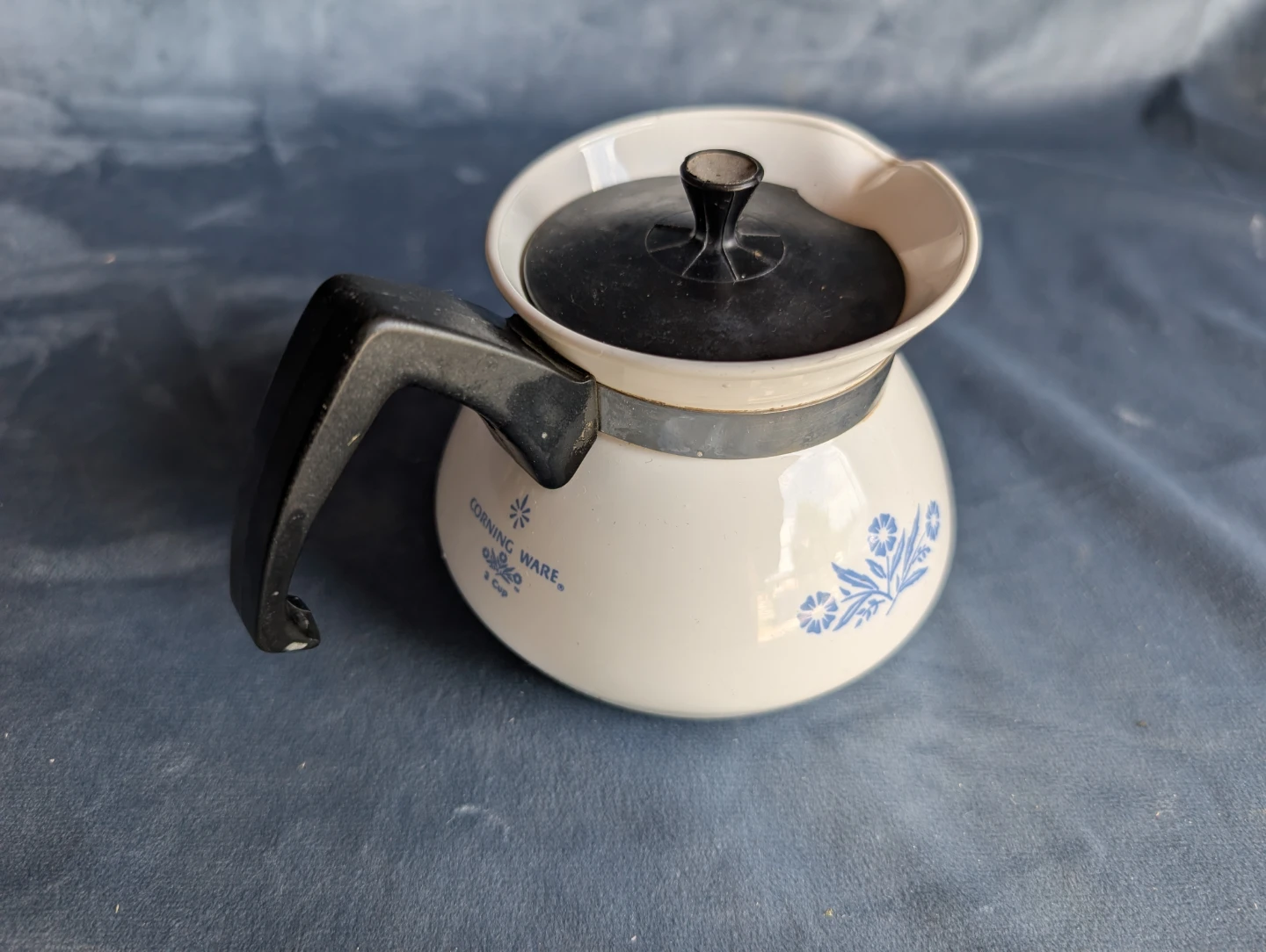 Corning Ware 3 cup Blue Cornflower Tea  Pot