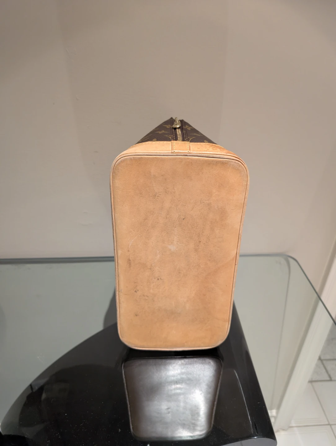 Louis Vuitton Monogram Alma Handbag - photo 5