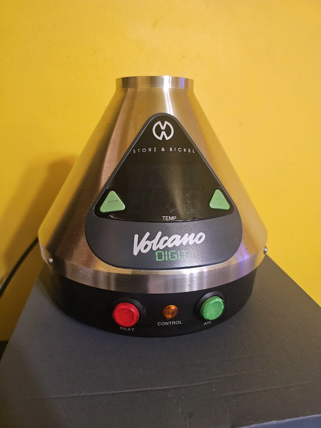 Storz & Bickel Volcano Digit Vaporizer