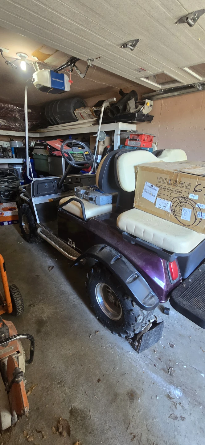 Club Car Golf Cart - photo 2