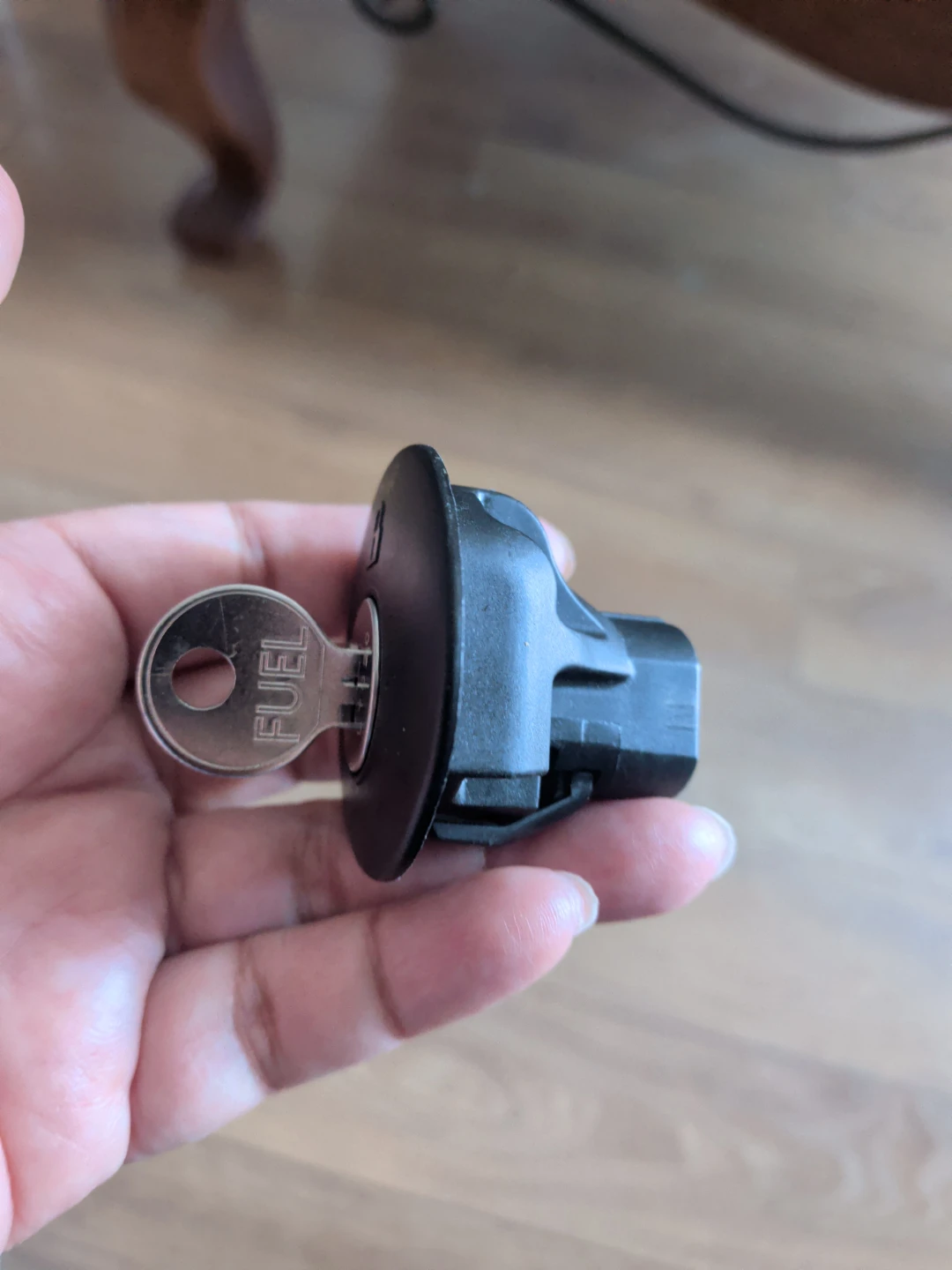Fuel Cap Lock with Key - photo 2