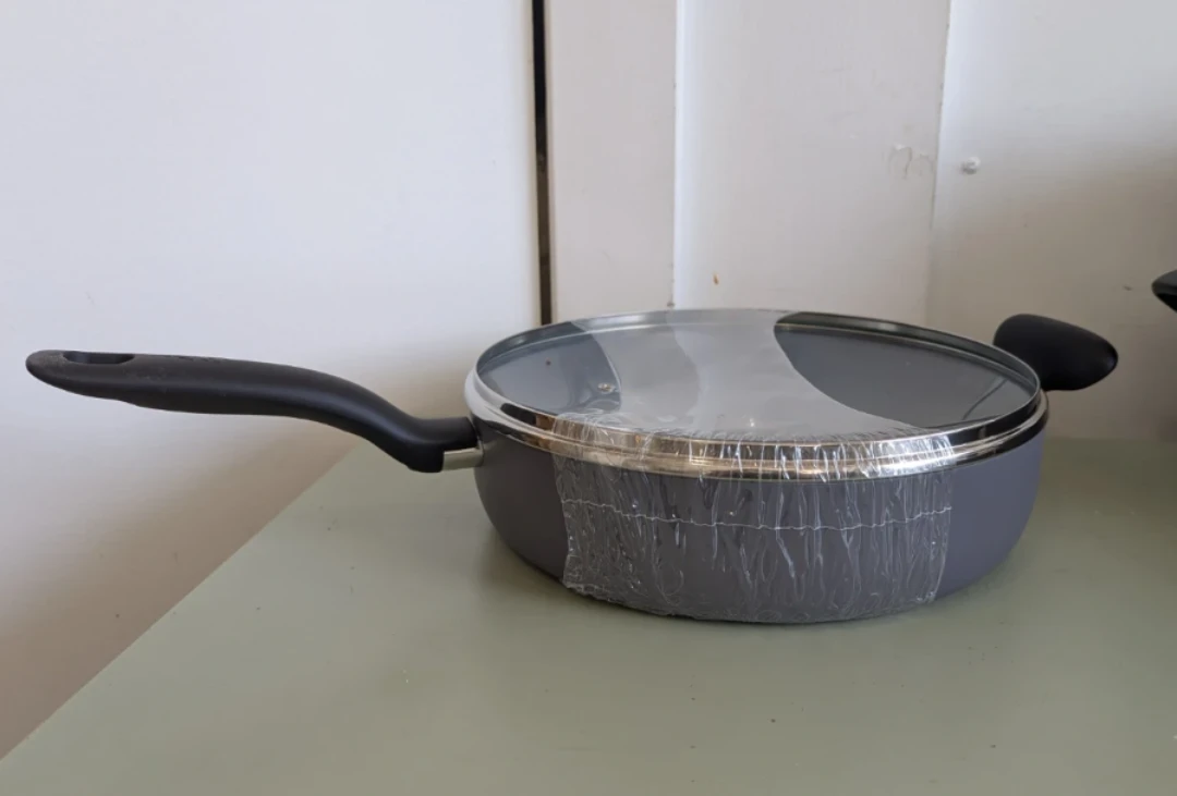 T-fal Cookware set( non stick) - photo 2