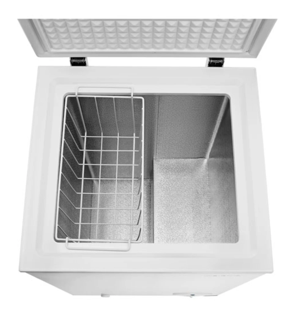 Insignia 3.5 Cu. Ft. Garage Ready Chest Freezer - photo 4