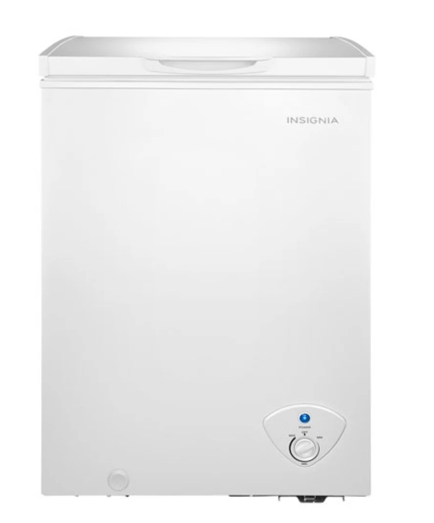 Insignia 3.5 Cu. Ft. Garage Ready Chest Freezer - photo 5