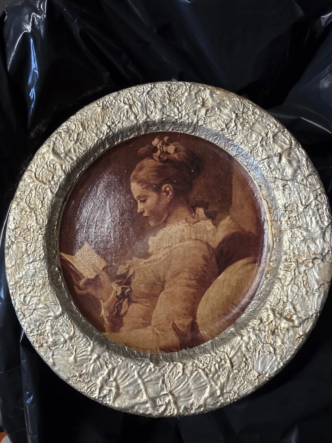 Decorative Wall Plate with Vintage Portrait - photo 3