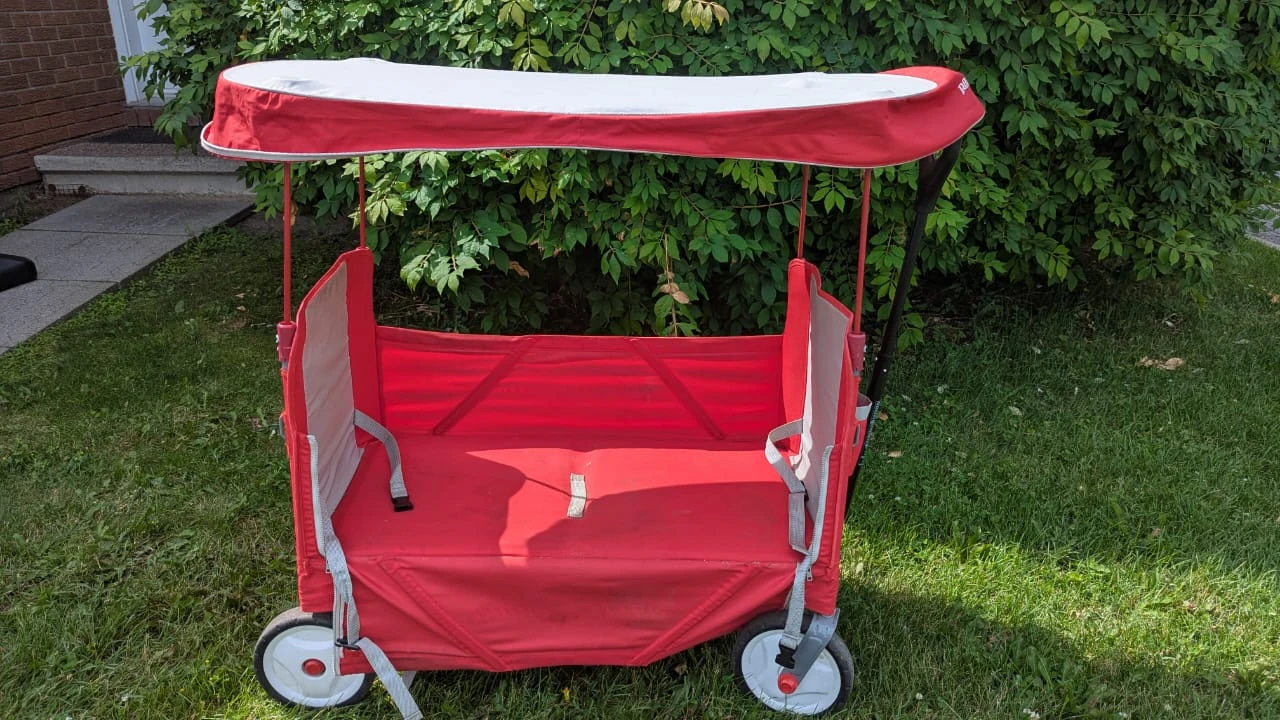 Radio Flyer All-Terrain Wagon with Canopy - photo 3