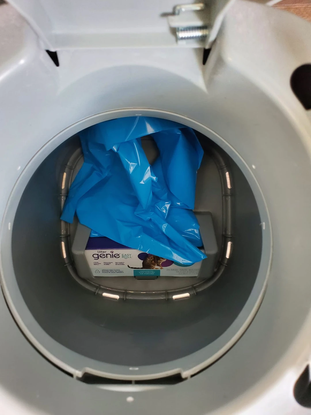 Litter Genie Easy Roll Cat Litter Disposal System - photo 4