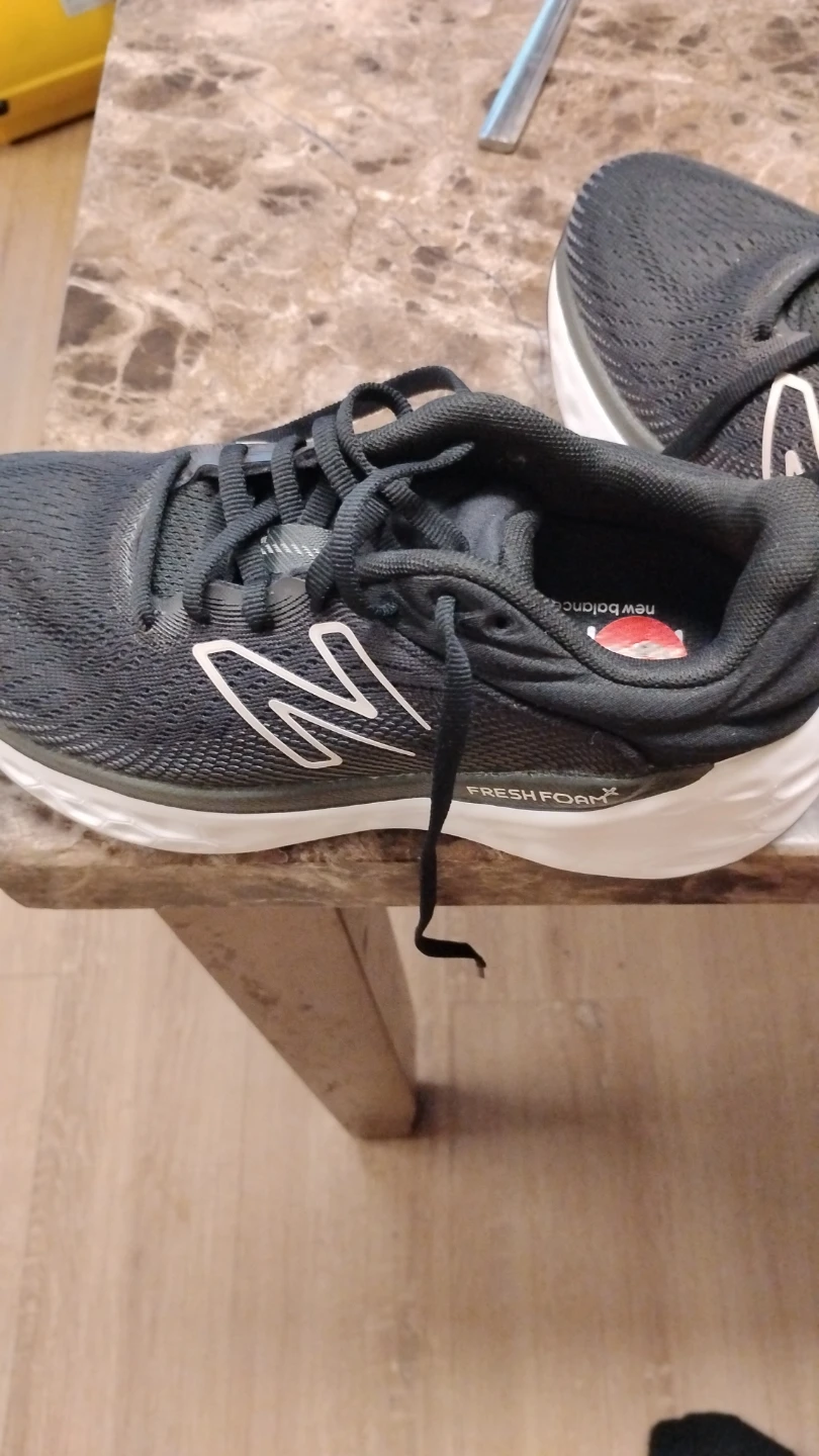 New Balance Fresh Foam Running Shoes Size 6 - photo 4
