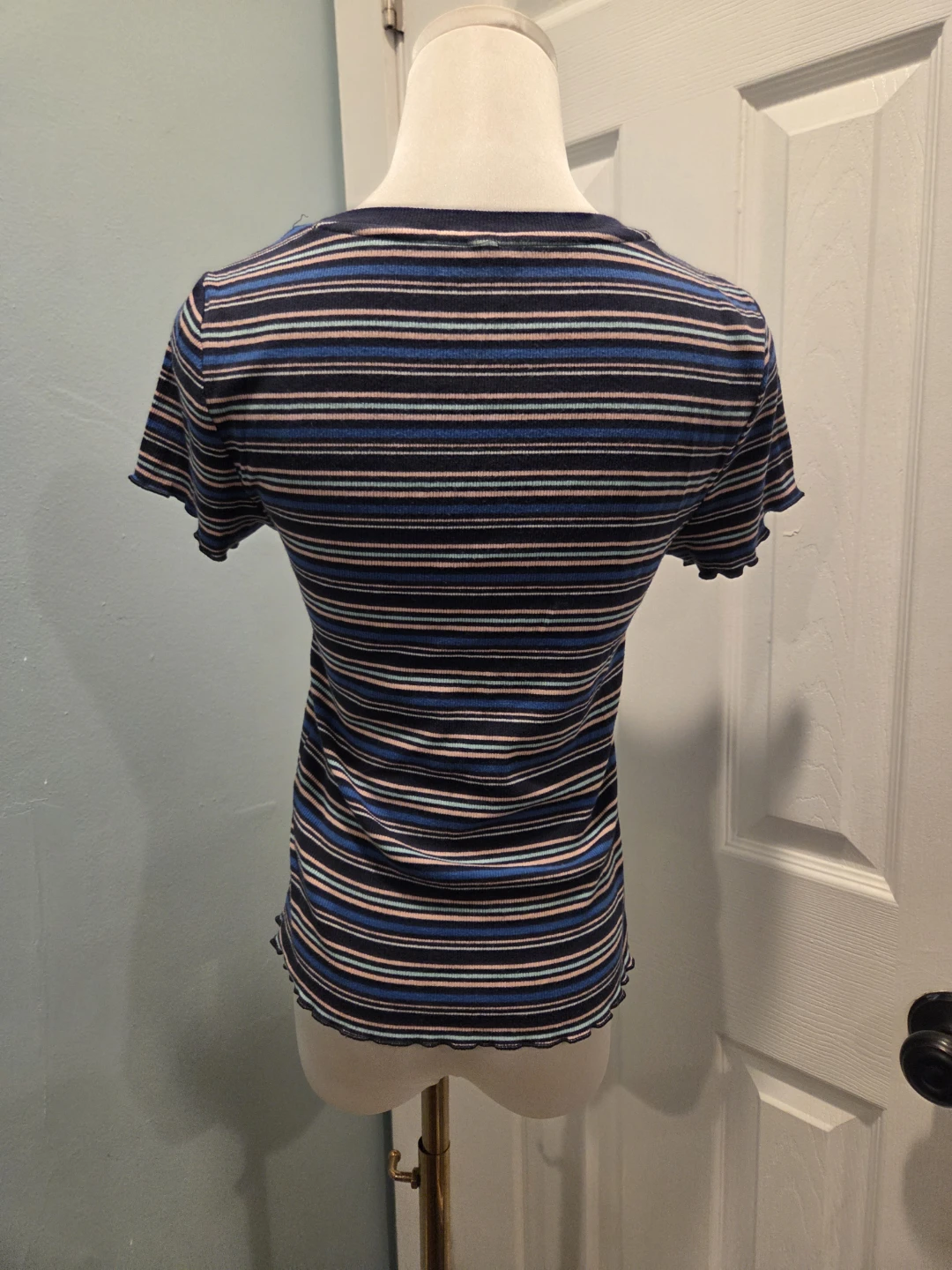 AERO "The OG Tee Collection" Shrunken Tee - Blue Stripe - Size M - photo 2