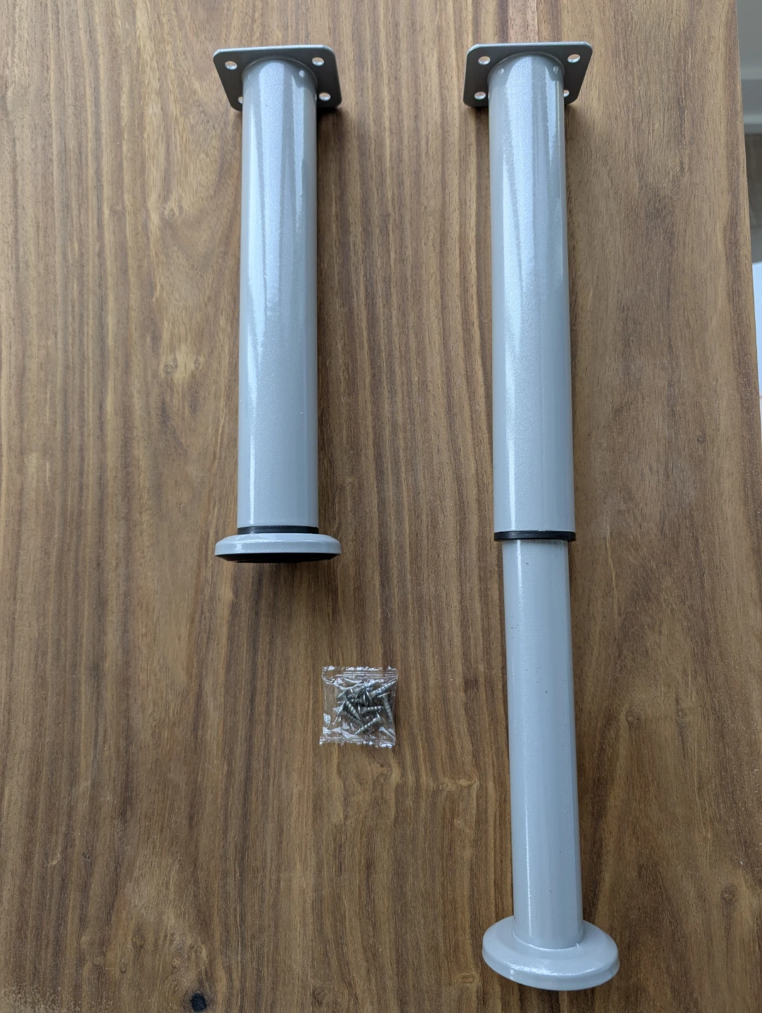 Set of 4 Grey Metal extendable Table Legs with Screws