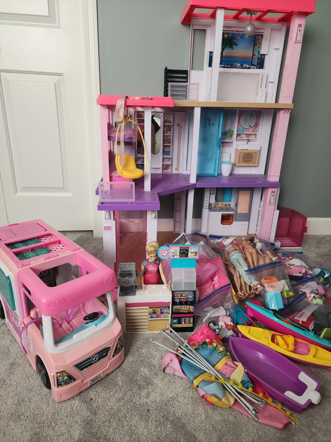 Barbie Dream House Toy Lot - photo 2
