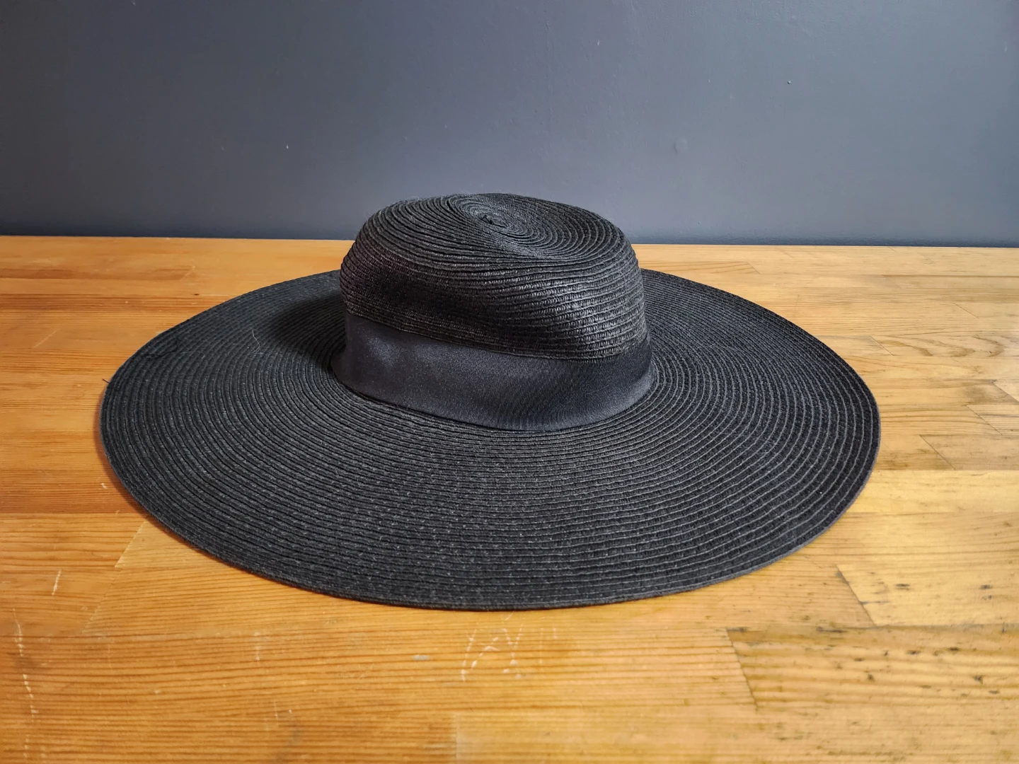 Le Château Wide Brim Sun Hat Black- (Size S/M)