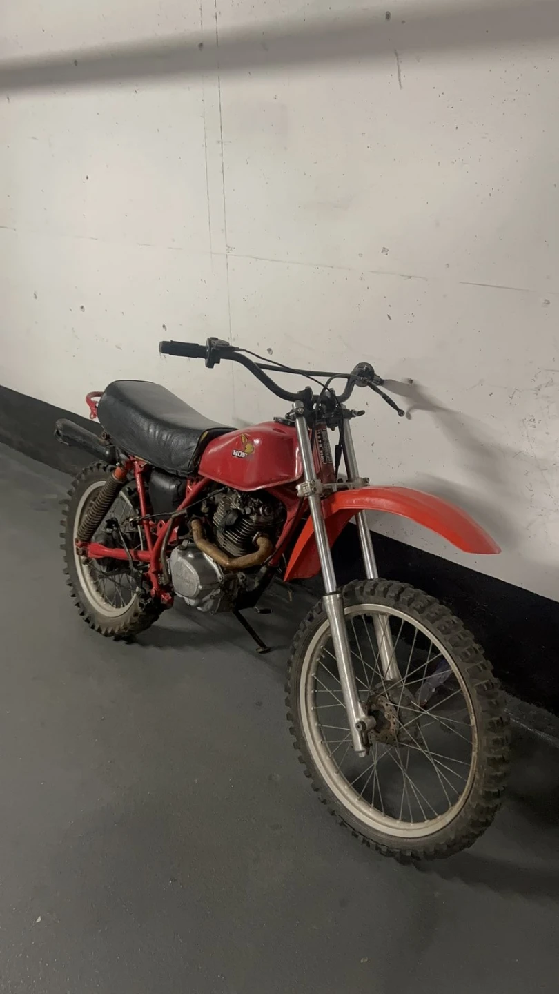 1979 Honda Xr 200 Dirt Bike (project bike)