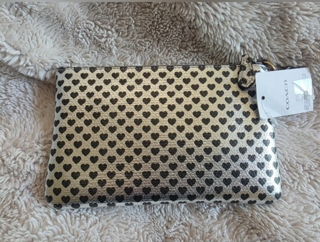 Coach Wristlet With Hearts Design - photo 3