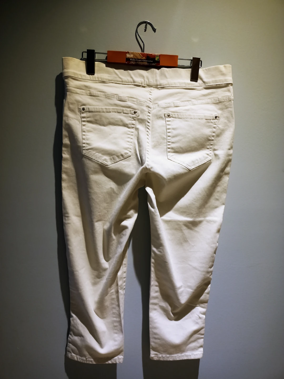 White Capris - photo 2