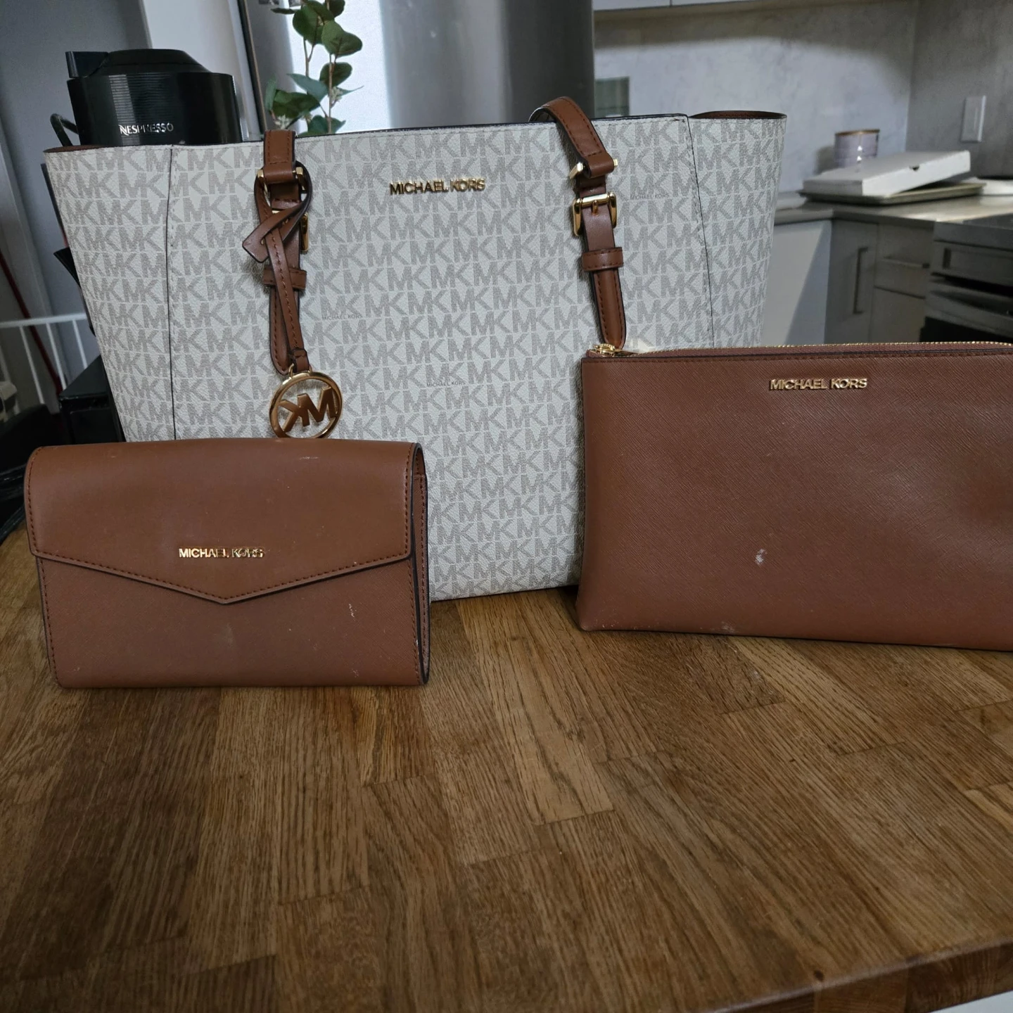 Michael Kors Tote Bag with Wallet and Pouch