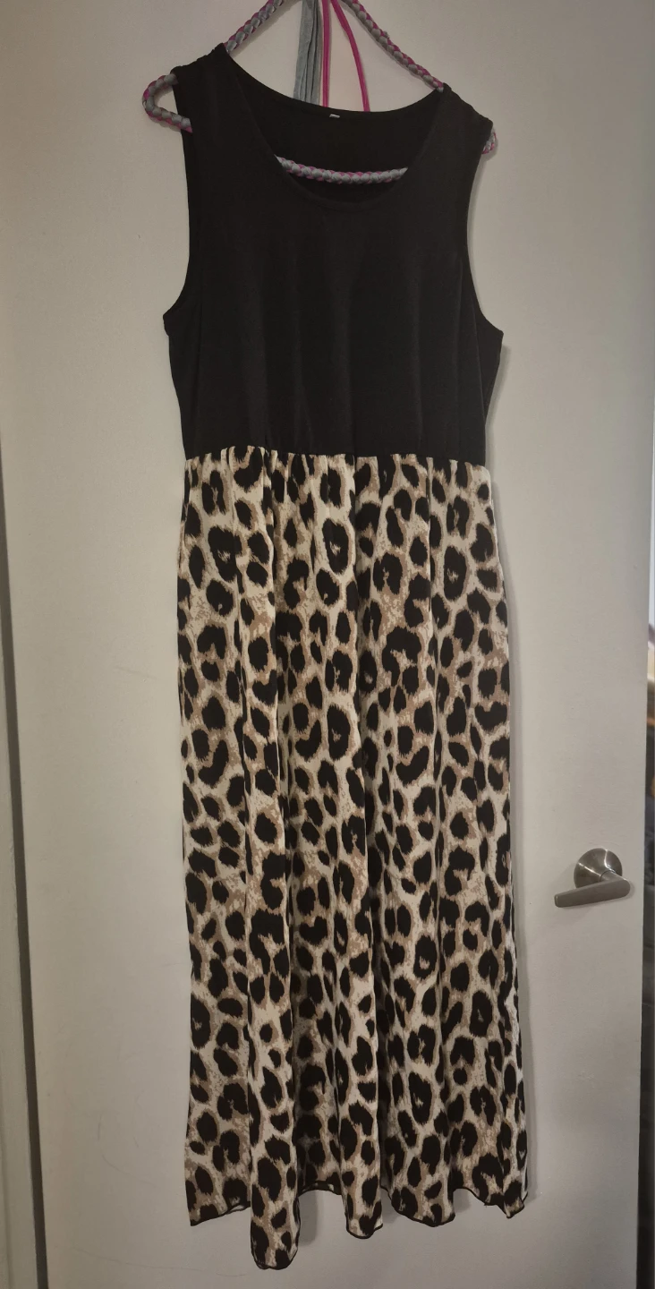Women's Sleeveless Leopard Print Maxi Dress