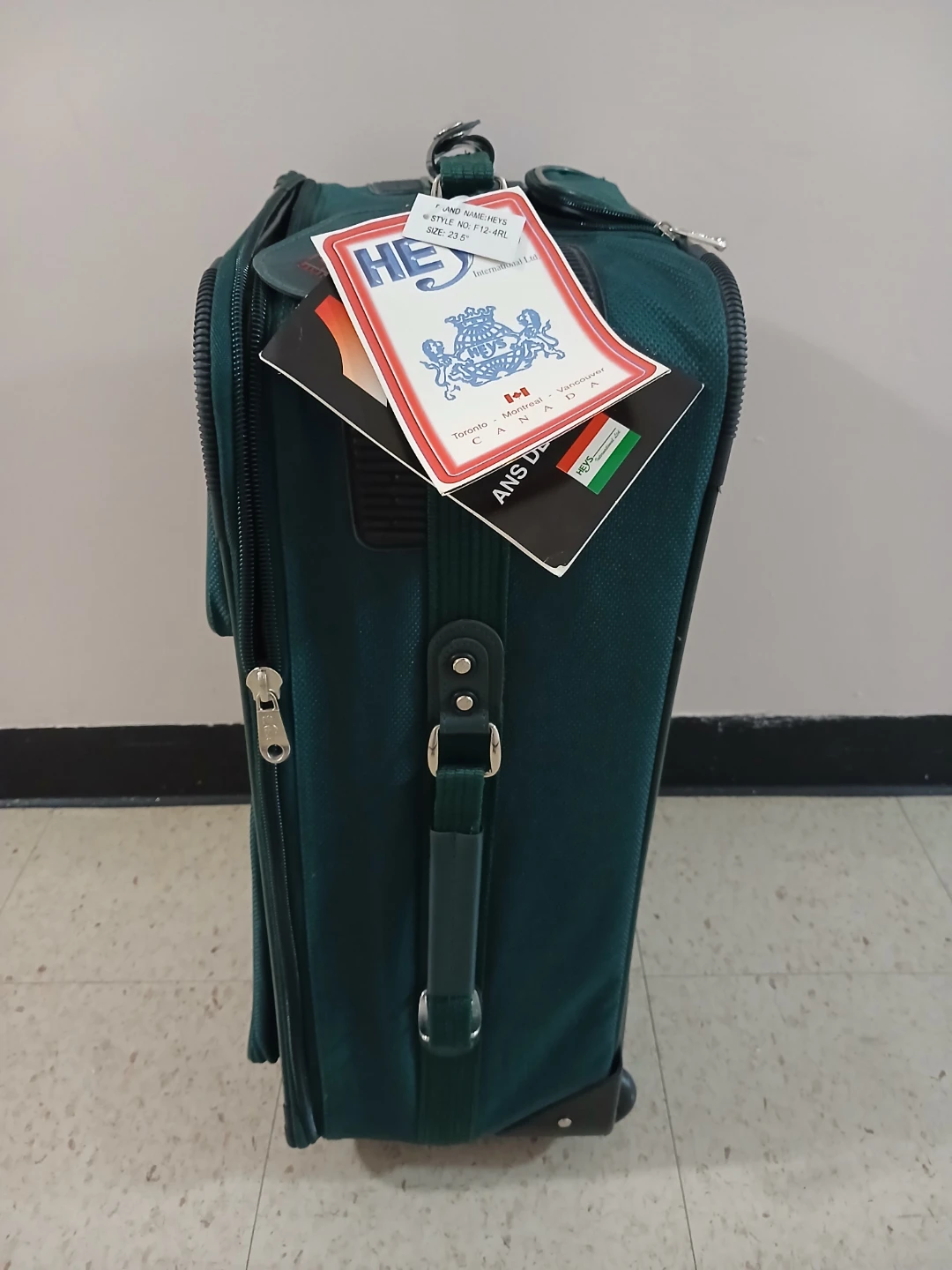 Hynes Green 23.5" Suitcase - photo 2
