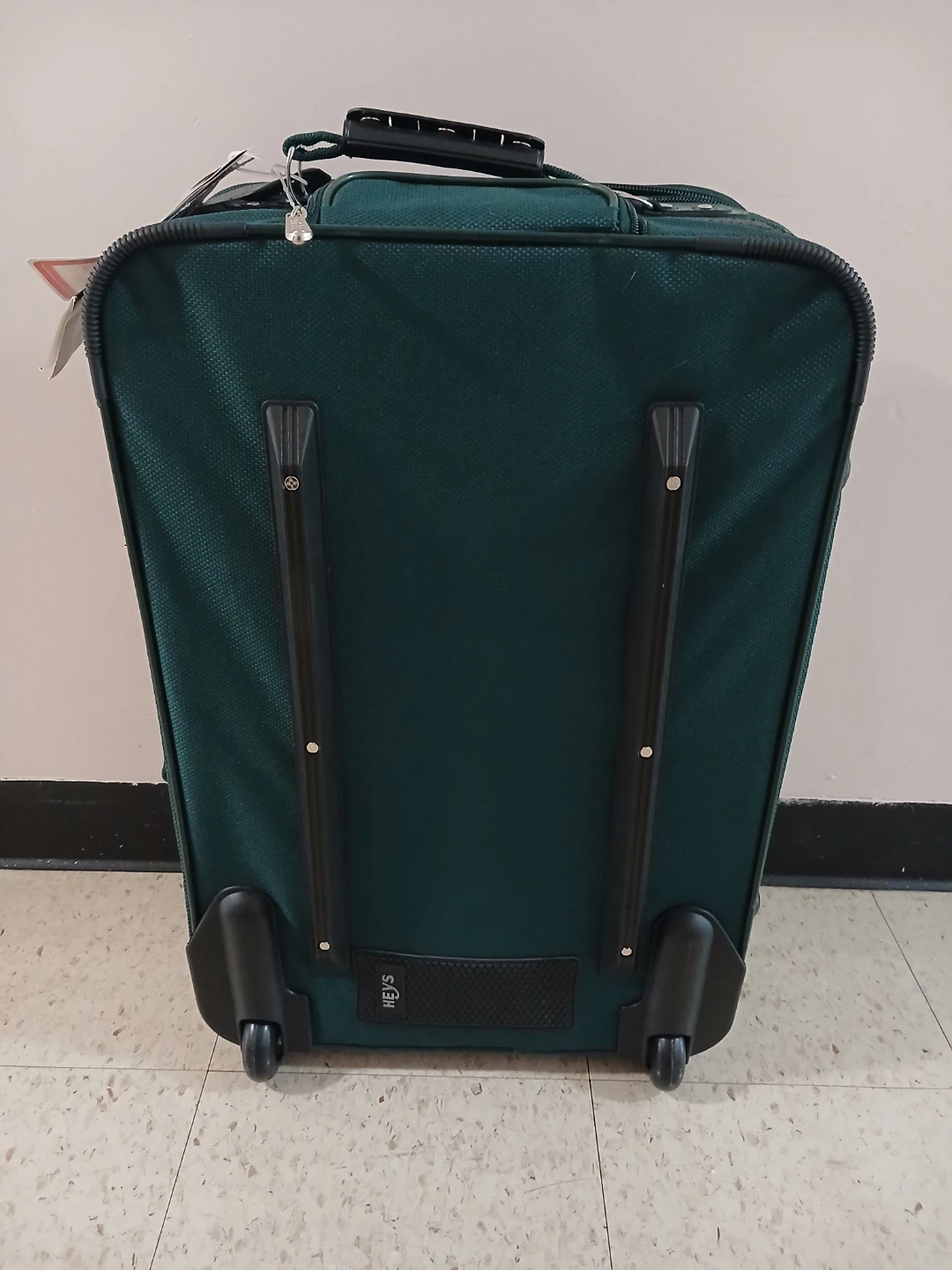 Hynes Green 23.5" Suitcase - photo 3
