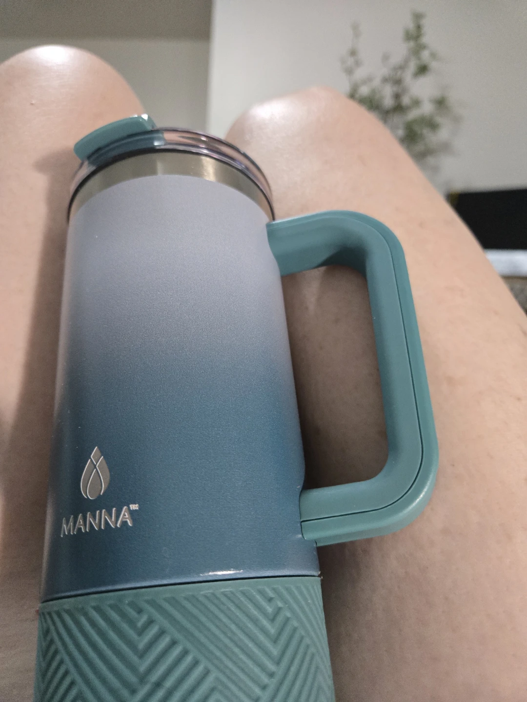 Manna Insulated Tumbler Mug with Handle