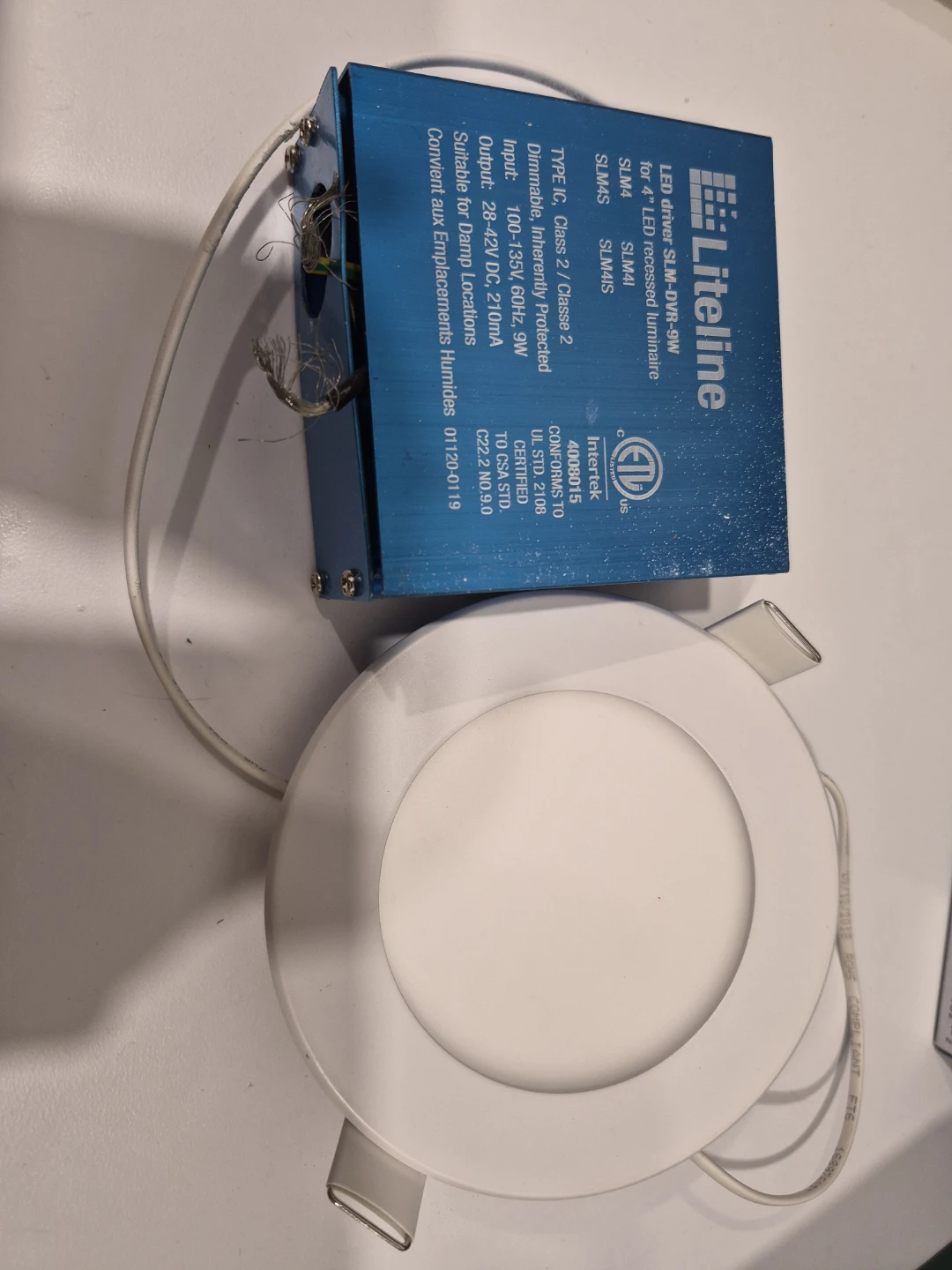 Pot lights - Litelite dimmable LED Recessed Luminaire SLM-ZZ-WH
