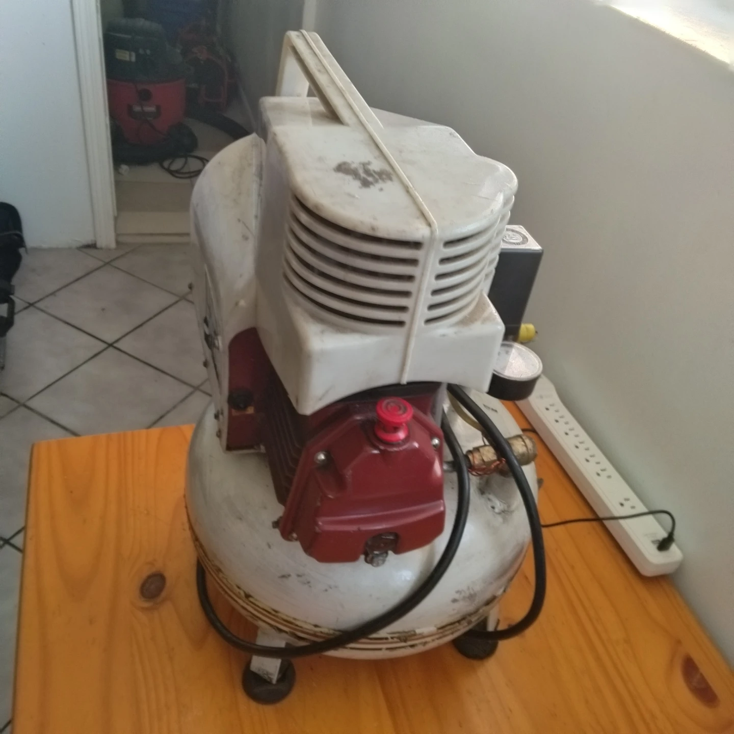 Tool Shop 4 Gallon Pancake Air Compressor