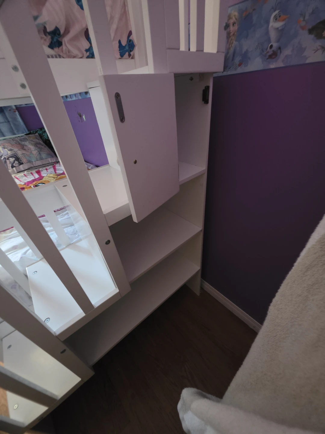 Twin over twin bunk beds - photo 3